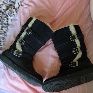 UGG Black and Cream Fur-Lined Buckle Boots 4 Kids Youth / 6 Women